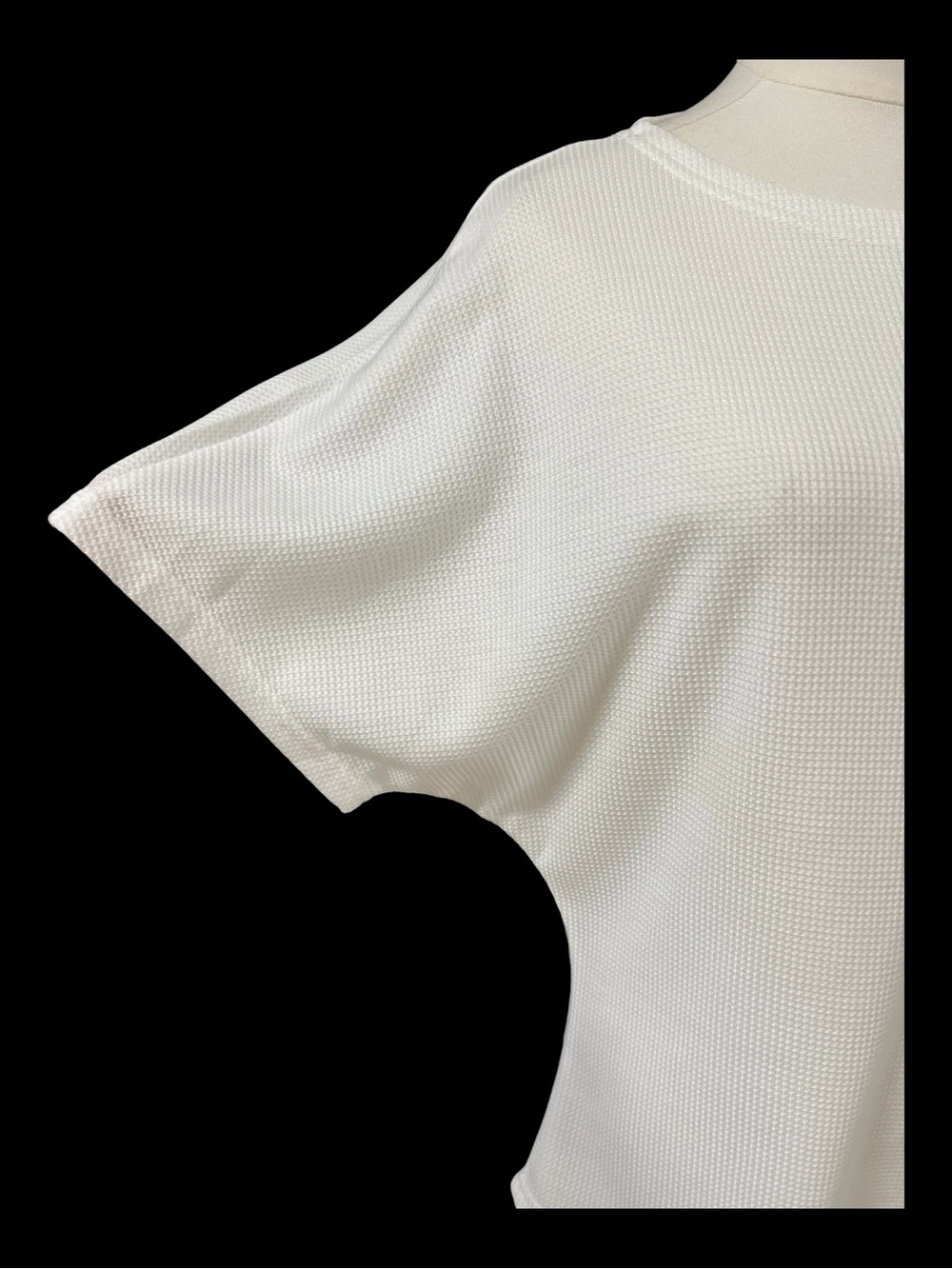 NWOT White Waffle Knit Batwing Short Sleeve Top Ribbed | Size M - Picture 4 of 8